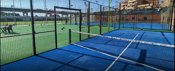 ملعب First Padel